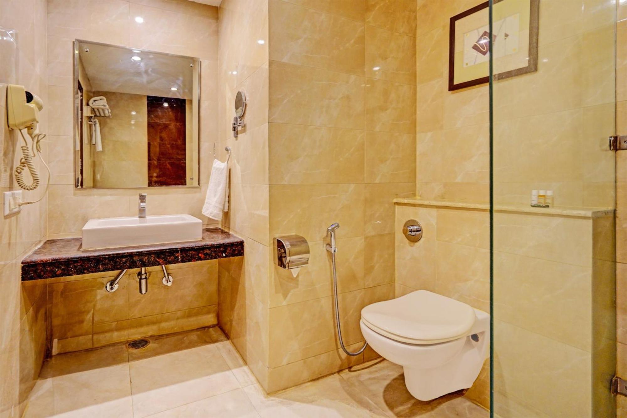 Hotel Marina Near Igi Airport Delhi 新德里 外观 照片