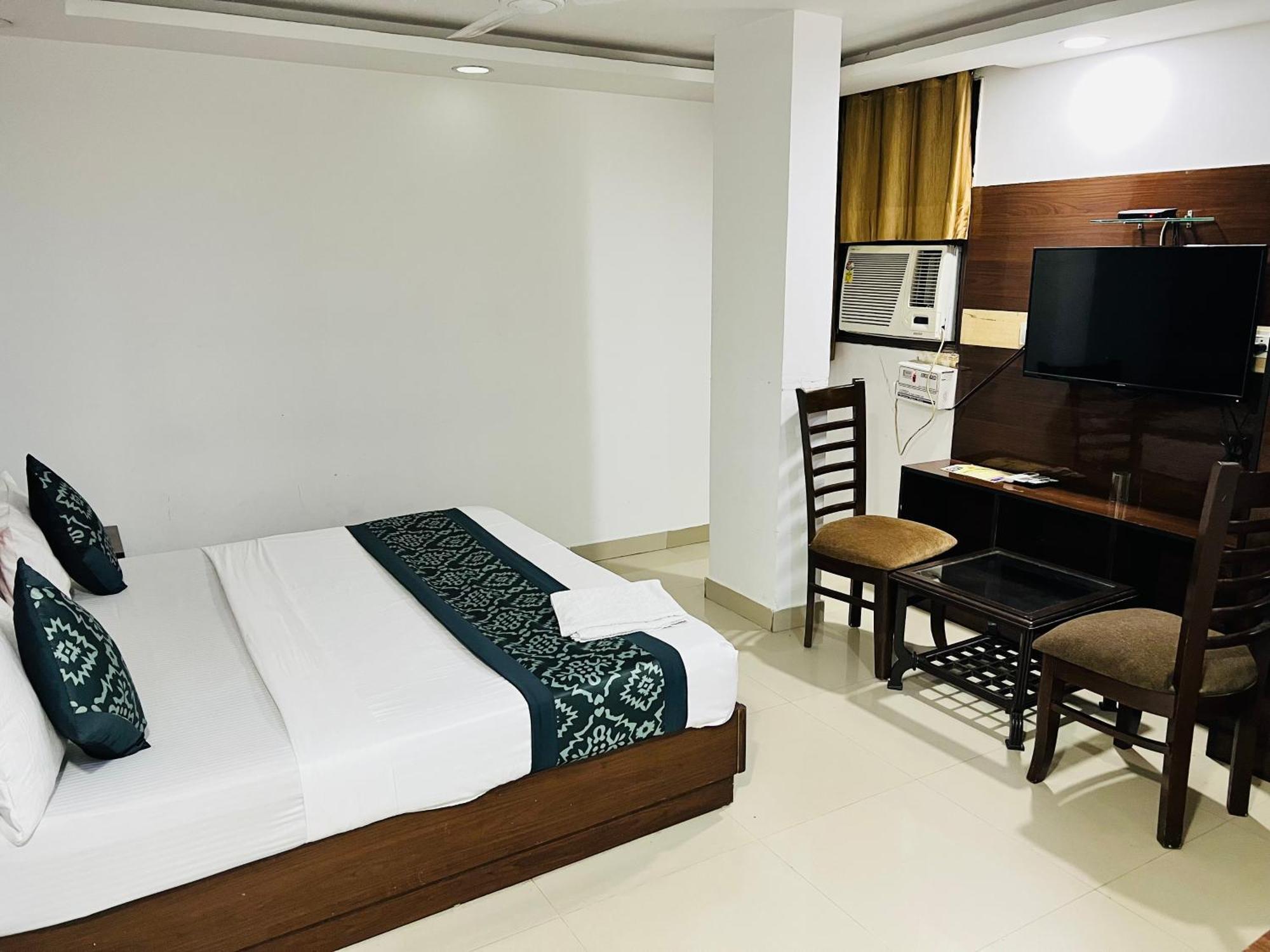 Hotel Marina Near Igi Airport Delhi 新德里 外观 照片