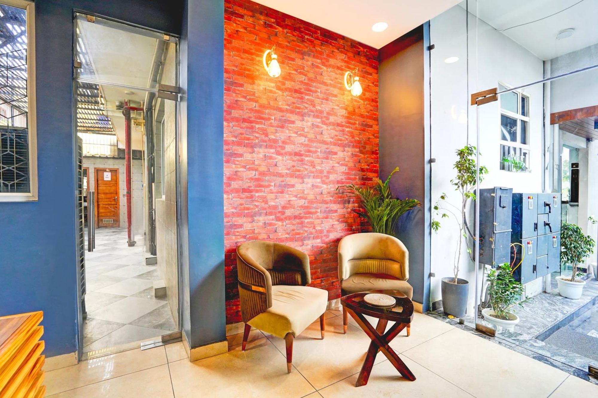 Hotel Marina Near Igi Airport Delhi 新德里 外观 照片